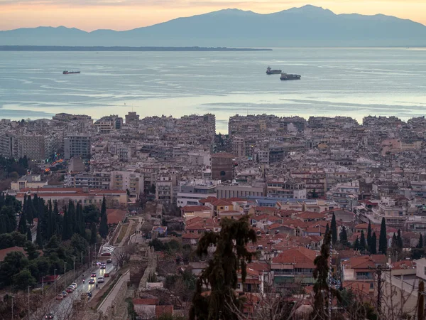 Günbatımında Selanik 'in Panoraması.