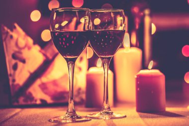 Restourant romantik akşam yemeği