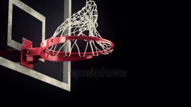İyi atış bir basketbol potamız siyah bir zemin üzerine