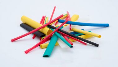 Çok renkli bir sürü çekmek tüpler