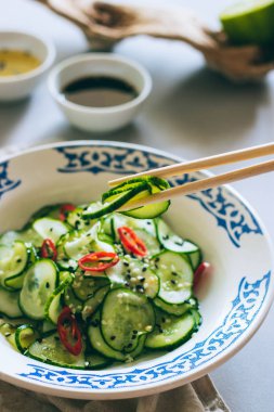 Salatalık salatası Çin yemek çubukları, Asya mutfağı, baharatlar