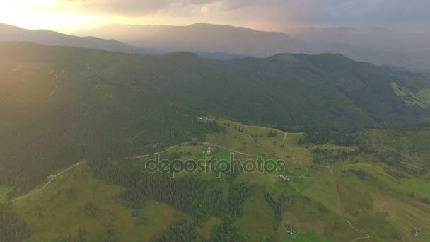 A wonderful sunset in the mountains with a bird's-eye view — Stock Video