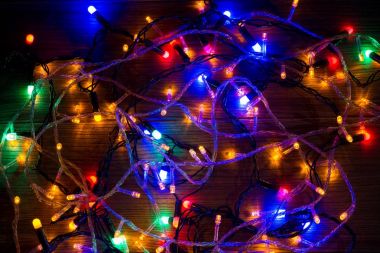 masaya garland. kutlama. renkli ışıklar. parlak Ampüller