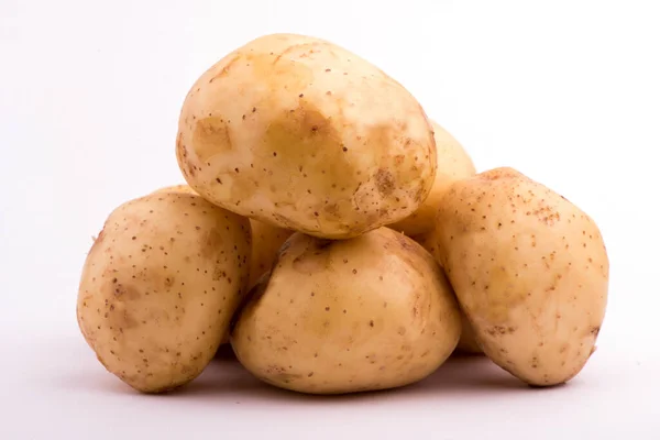 Aardappelclose Aardappelen Een Witte Achtergrond — Stockfoto