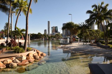 Brisbane South Bank yapay plaj