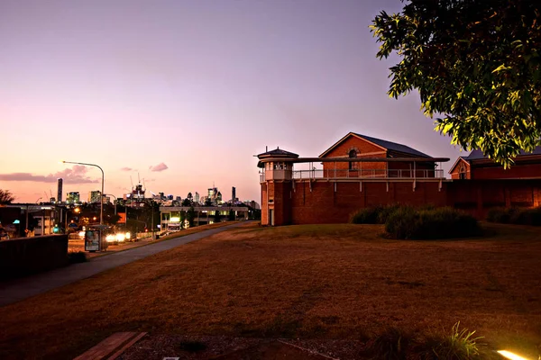 Brisbane, Australia. Sierpień 2015 - Boggo Road Gaol o zachodzie słońca — Zdjęcie stockowe