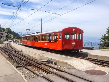 Rigi demiryolları, Avrupa'nın en yüksek normal hat demiryolu: normal hat raf demiryolları, Vitznau Rigi Bahn (Vrb).