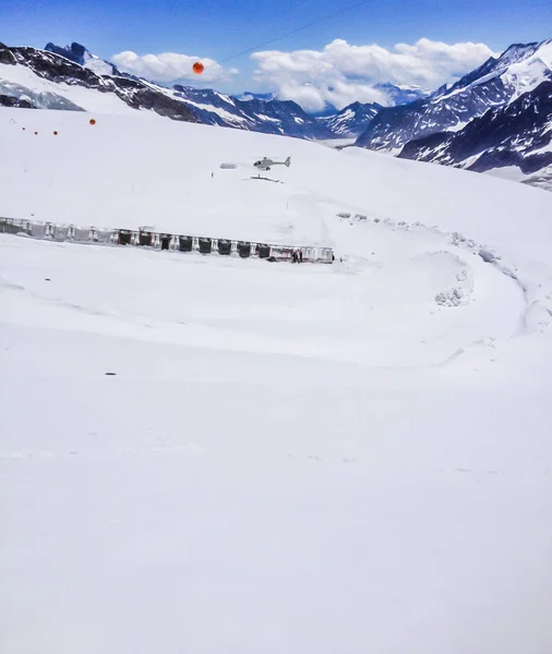 Superbe vue panoramique sur les Alpes bernoises enneigées Paysage de la Jungfrau, Oberland bernois, Suisse, Haut de l'Europe . — Photo