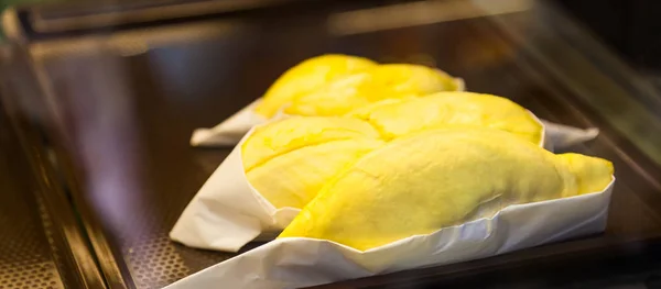 Fresco Pelado Maduro Delicioso Dulce Listo Para Comer Amarillo Durian — Foto de Stock