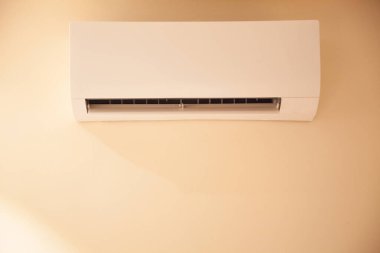 Oda Duvar Kliması termal konforu ve kapalı hava kalitesini arttırmak için klimalı hava dağıtır. Klima, içeriden ısı ve nemi kaldırma sürecidir. Hijyen Elektriksel Aygıtı
