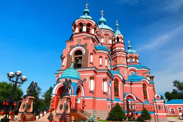 Rusya 'nın İrkutsk şehrindeki Kazan Katedrali, Tanrı' nın Annesi Simgesi.