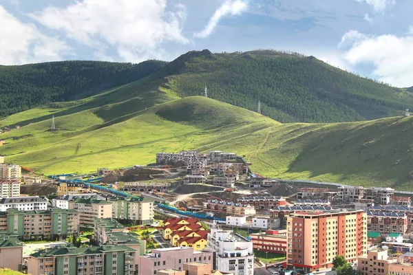Tüm Ulaanbaatar şehrinin panoramik manzarası, Moğolistan