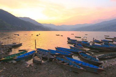 Phewa Gölü, Nepal pokhara günbatımı