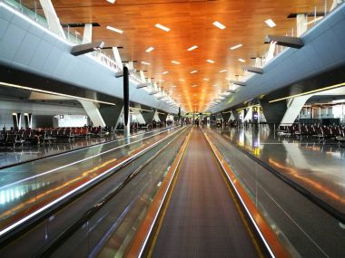 Doha Katar, 17 Mart 2017: Hamad Uluslararası Havaalanı olan Doha, Katar sermaye city Uluslararası Havaalanı.