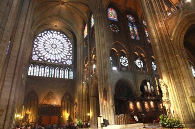 Paris, Fransa: Haziran 19,2017, Notre-Dame de Paris tarihi bir anıt ve dünya ünlü Kilisesi olduğunu
