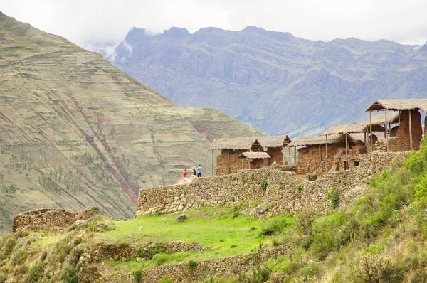 Pisac Est Village Péruvien Dans Vallée Sacrée Des Incas Situé — Photo