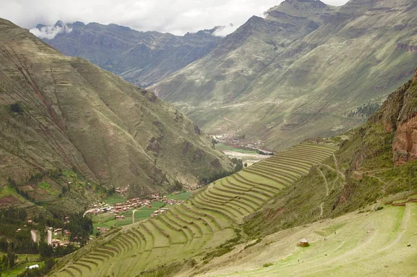 Pisac Est Village Péruvien Dans Vallée Sacrée Des Incas Situé — Photo