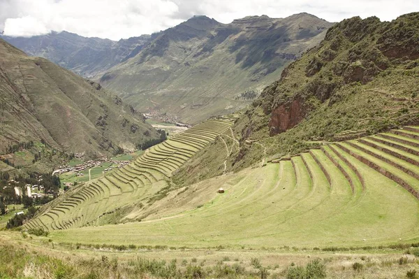 Pisac Est Village Péruvien Dans Vallée Sacrée Des Incas Situé — Photo