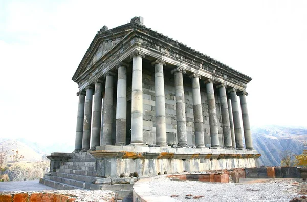Jerevan Arménie8 Listopad 2017 Chrám Garni Řecko Římská Kolonádová Budova — Stock fotografie