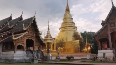 Chiang Mai Tayland 'daki Wat Faz Tapınağında gün batımı