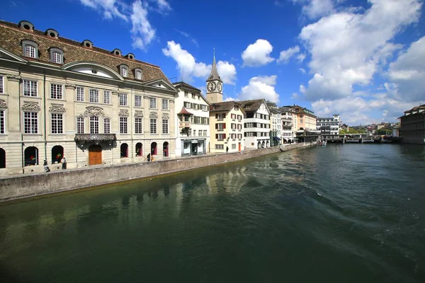 Limmat Folyó Zürichi Vízesésénél Kezdődik — Stock Fotó