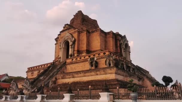 Chiang Mai Tayland Daki Wat Chedi Luang Tapınağı — Stok video