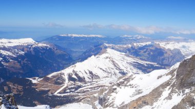 Panoramik snow mountain view adlı Jungfrau