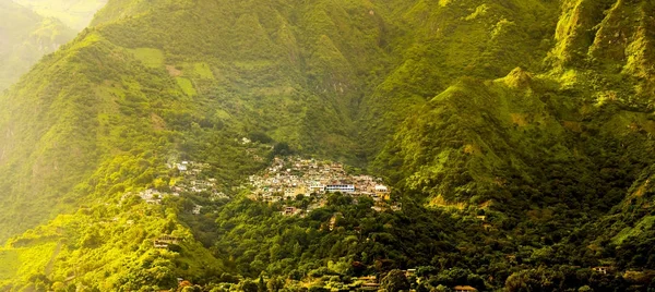 Lago Santa Cruz Atilan — Foto de Stock