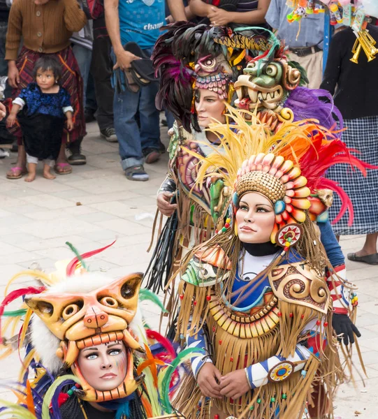 Tradiční tanec na veletrhu v Guatemale — Stock fotografie
