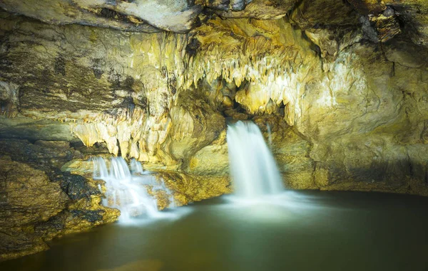 Underjordisk Grotta Misol Vattenfallet Nära Palenque Chiapas Mexiko — Stockfoto