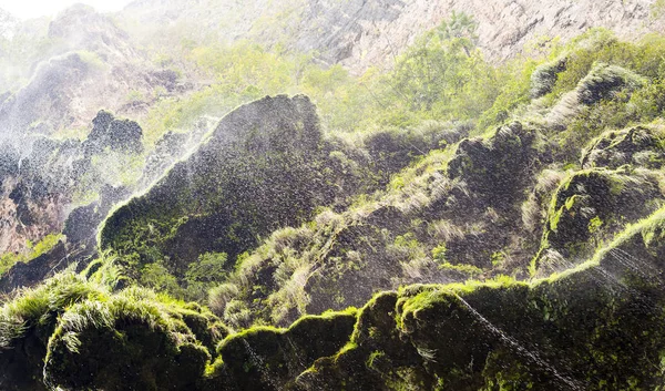 Niebla Sobre Musgo Verde Una Cascada Acantilados Cañón Sumidero Chiapas — Foto de Stock