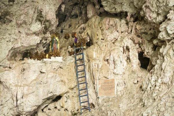 Shrine Virgin Guadalupe Cave Colours Sumidero Canyon Chiapas Mexico — Stock Photo, Image
