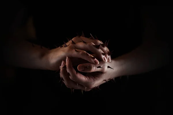 Hands with thorns — Stock Photo, Image