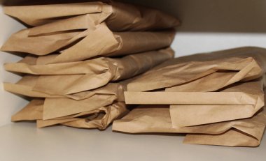 Sterilizasyon için Kraft torbaları