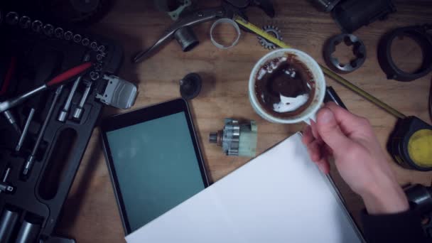 4K Технічний знімок з кави та інструментів — стокове відео