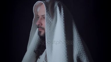 4 k kameraya dönüm İsa dini portresi