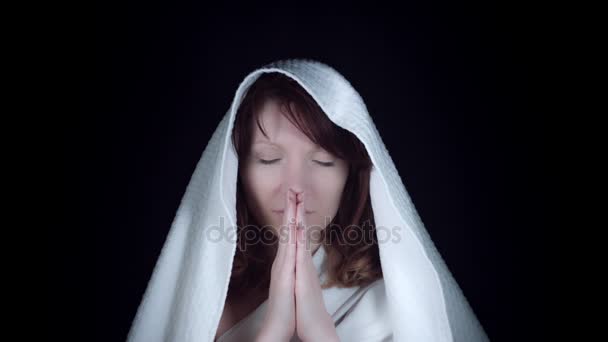 4k Religious Portrait of Mary, Mother of Jesus Praying — Stock Video