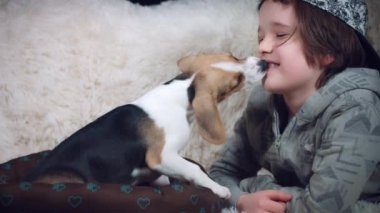 Köpek yavrusu sahip sızıntı