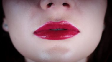4 k yakın çekim seksi kırmızı dudakları diş gülümseme