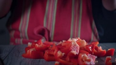 Taze sebze salatası.