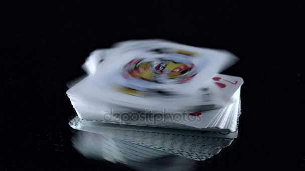 Pokerkarten fallen — Stockvideo