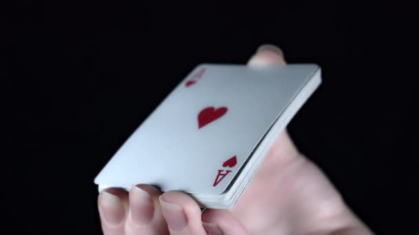 Pokerkaarten vliegen — Stockvideo