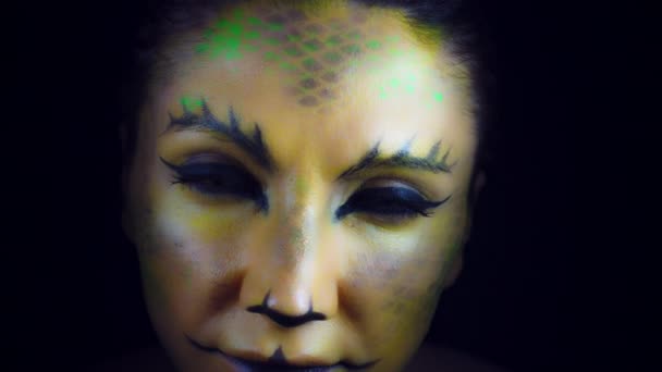 Portrait Femme Avec Serpent Maquillage Films Horreur — Video