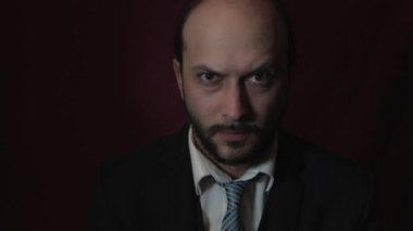 30 yaşında beyaz adam