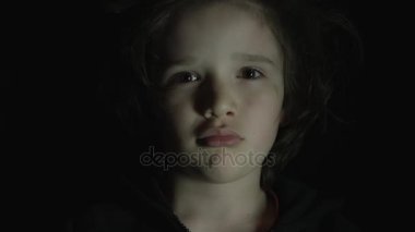 performans benim oğlum. Lütfen endişelenme, gerçek sigara duman