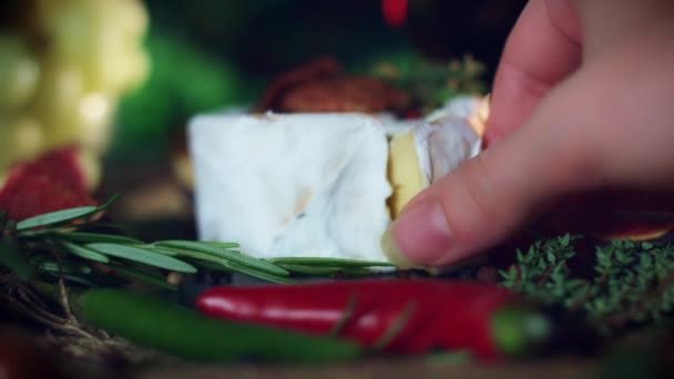 French style cheese — Stock Video