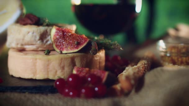 Французькому стилі сиру — стокове відео