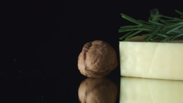 Klasik tarzı peynir — Stok video