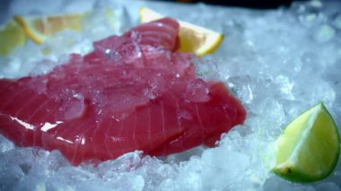 Taze balık ve deniz ürünleri.