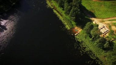 Letonya göl ve orman yukarıda 4 k anteni